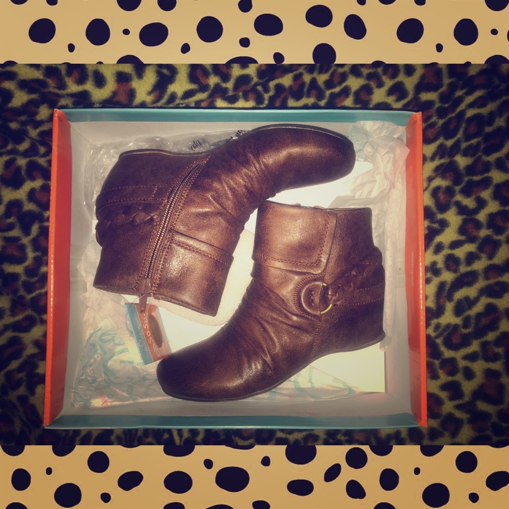 bush brown sana booties